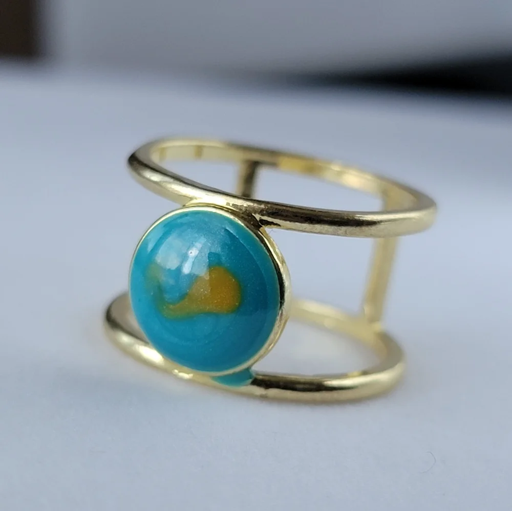 Turquoise and Gold Swirl Enamel Ring Gold Tone Size 6.5 Midi Ring